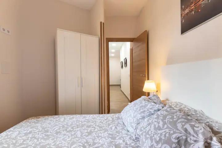 Acb - Z26 Apartamento Centrico Bilbao - Parking Gratis Eksteriør billede